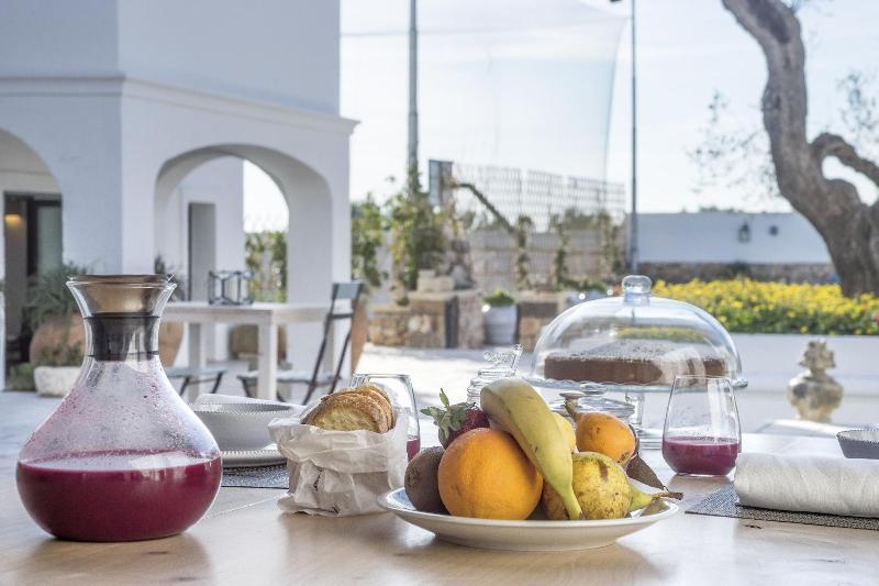 Masseria Le Mandorle Ugento Exteriör bild